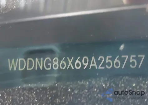 2009 Mercedes-Benz S 550 4Matic z USA, uszkodzony, nr VIN WDDNG86X69A256757